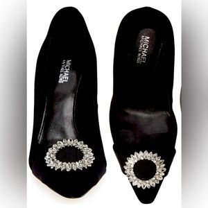 Elegant Black Suede Crystal Embellished Michael Kors Pump Sz 10 Gently worn